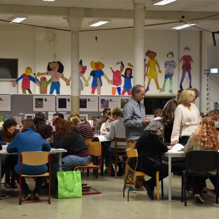 loesym-systemische-tagung-2025-gruppenarbeit-01